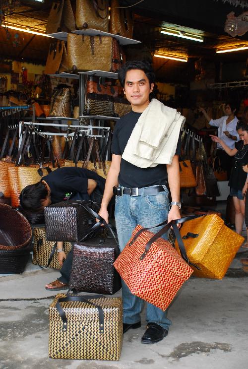 โครงการสัมนาเชิงปฏิบัติการ การออกแบบผลิตภัณฑ์จากผ้าขาวม้า (DIP Innovation &amp; Design 2008)