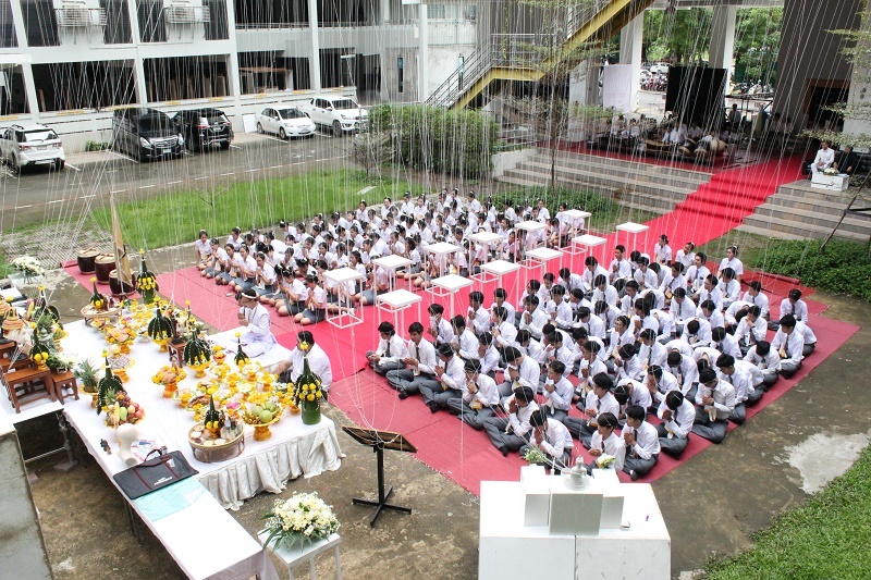 ไหว้ครูและครอบครูประจำปีการศึกษา 2561