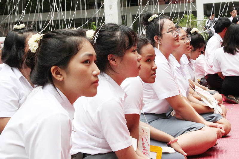 ไหว้ครูและครอบครูประจำปีการศึกษา 2561