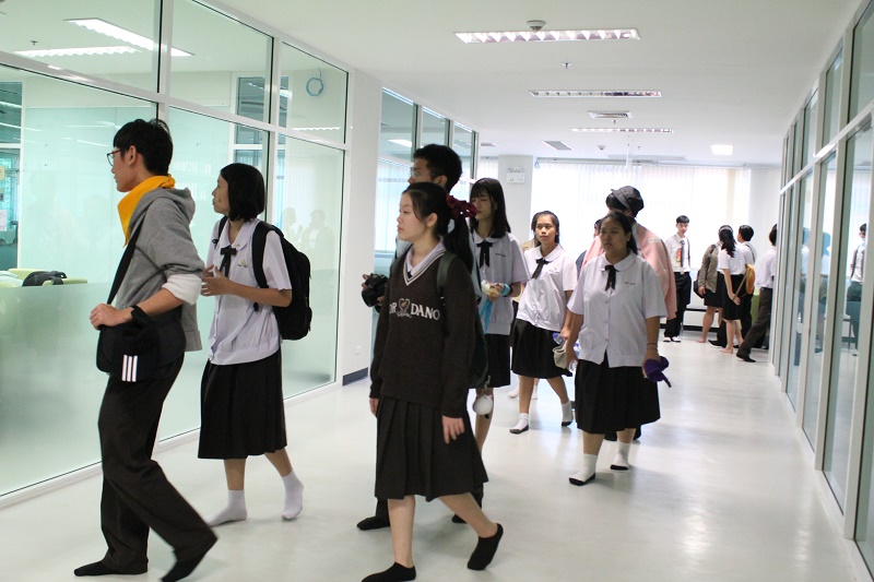 วิทยาลัยเทคโนโลยีและสหวิทยาการ มหาวิทยาลัยเทคโนโลยีราชมงคลล้านนา เข้าศึกษาดูงาน คณะสถาปัตยกรรมศาสตร์ มหาวิทยาลัยนเรศวร  