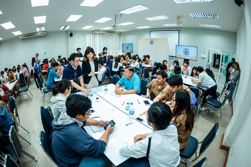 นิสิตสาขาออกแบบผลิตภัณฑ์และบรรจุภัณฑ์ ร่วมโครงการ workshop ค่ายศิลปะโตโยต้า ( Toyota Art Camp )