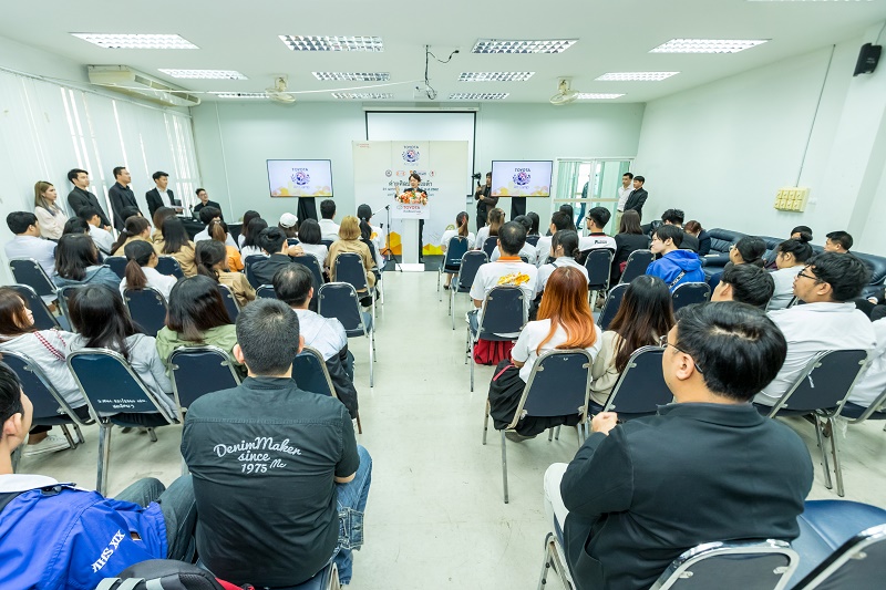 นิสิตสาขาออกแบบผลิตภัณฑ์และบรรจุภัณฑ์ ร่วมโครงการ workshop ค่ายศิลปะโตโยต้า ( Toyota Art Camp )