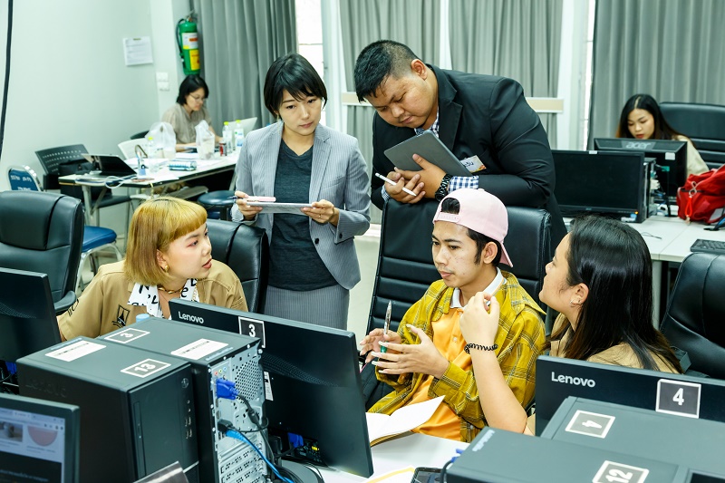 นิสิตสาขาออกแบบผลิตภัณฑ์และบรรจุภัณฑ์ ร่วมโครงการ workshop ค่ายศิลปะโตโยต้า ( Toyota Art Camp )