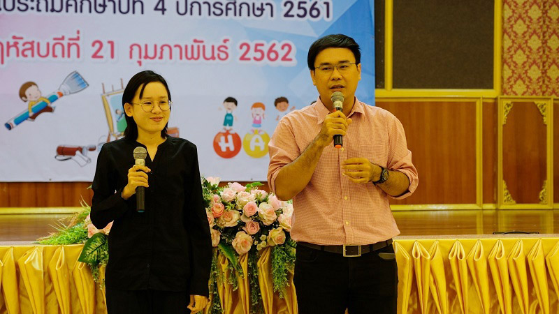คณาจารย์และนิสิตภาควิชาศิลปะและการออกแบบ ร่วมสอนศิลปะและความคิดสร้างสรรค์ให้กับนักเรียนโรงเรียนอนุบาลพิษณุโลก