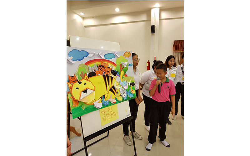 คณาจารย์และนิสิตภาควิชาศิลปะและการออกแบบ ร่วมสอนศิลปะและความคิดสร้างสรรค์ให้กับนักเรียนโรงเรียนอนุบาลพิษณุโลก