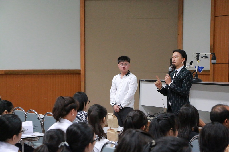 โครงการปฐมนิเทศนิสิตใหม่และพบผู้ปกครอง ประจำปีการศึกษา 2562  