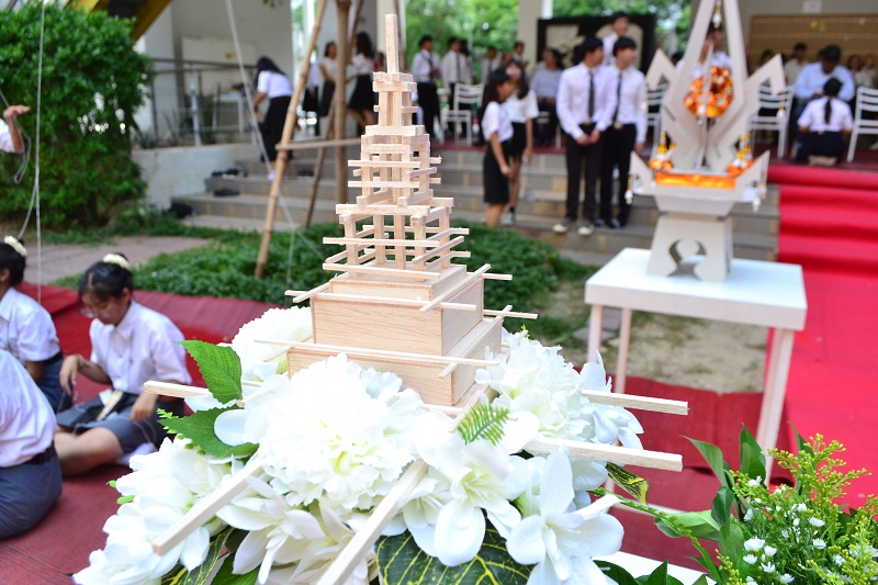 พิธีไหว้ครูและครอบครู ประจำปีการศึกษา 2562