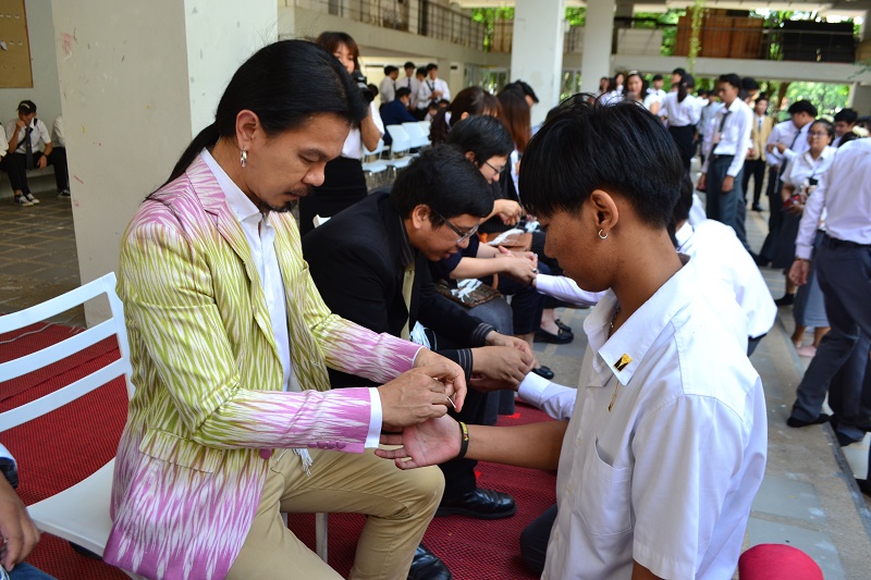พิธีไหว้ครูและครอบครู ประจำปีการศึกษา 2562