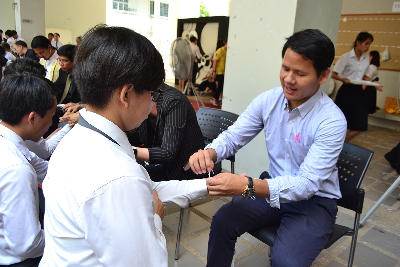 พิธีไหว้ครูและครอบครู ประจำปีการศึกษา 2562
