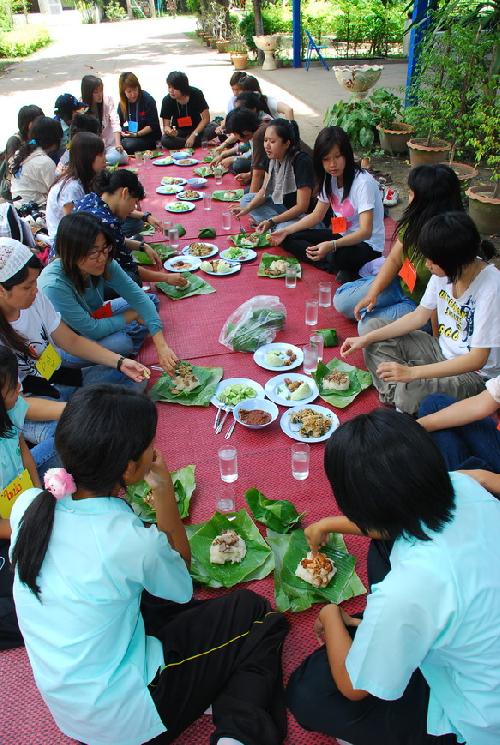 โครงการสัมนาเชิงปฏิบัติการด้านภูมิปัญญาไทยและศิลปกรรมท้องถิ่น ณ โรงเรียนสามเงาวิทยาคม จังหวัดตาก