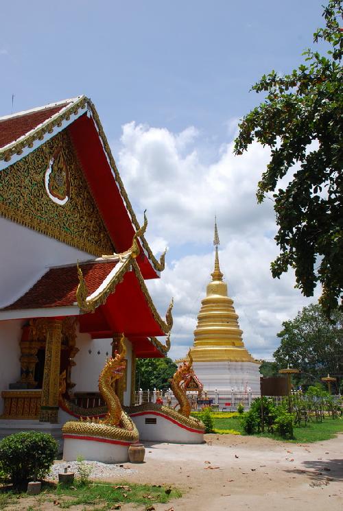 โครงการสัมนาเชิงปฏิบัติการด้านภูมิปัญญาไทยและศิลปกรรมท้องถิ่น ณ โรงเรียนสามเงาวิทยาคม จังหวัดตาก