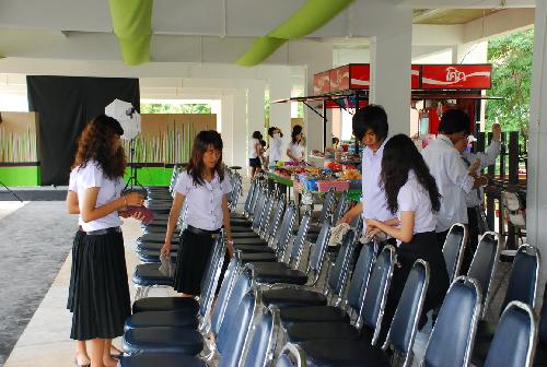 โครงการ มอบความเขียวเป็นของขวัญ (Give It A Green)