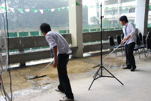 โครงการ มอบความเขียวเป็นของขวัญ (Give It A Green)