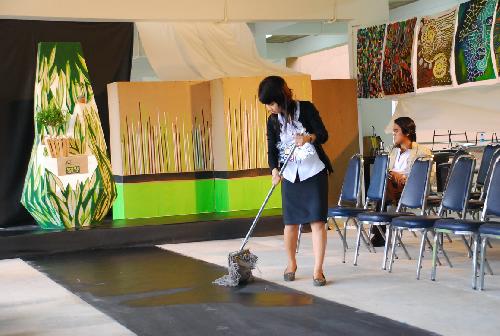 โครงการ มอบความเขียวเป็นของขวัญ (Give It A Green)