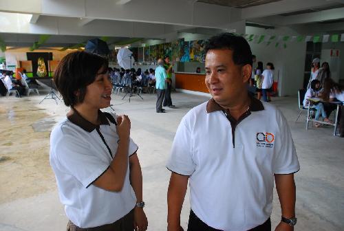 โครงการ มอบความเขียวเป็นของขวัญ (Give It A Green)