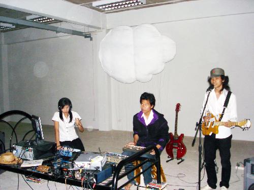 นิทรรศการ Slow Arts