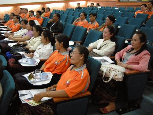 คณะสถาปัตยกรรมศษสตร์ มหาวิทยาลัยแห่งชาติลาว เยี่ยมชมคณะฯ เพื่อแลกเปลี่ยนเรียนรู้ทางวิชาการคณะสถาปัตยกรรมศาสตร์ เมื่อวันที่ 16 กุมภาพันธ์ 2552