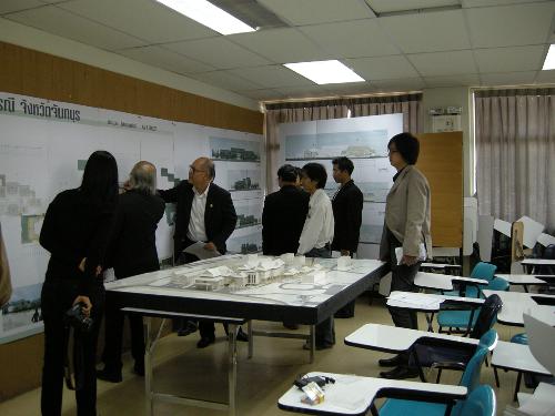 การนำเสนอผลงานวิทยานิพนธ์ ของนิสิตชั้นปีที่ 5