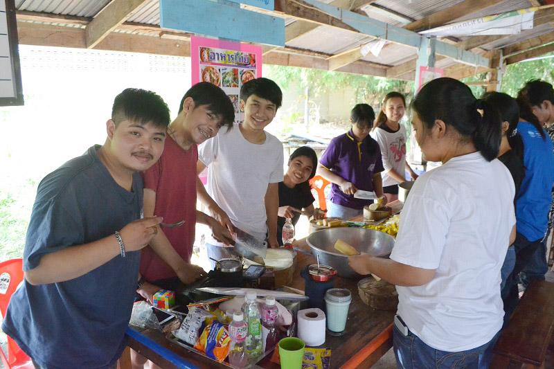 นิสิตคณะสถาปัตย์ ออกค่ายอาสาสถาปัตยกรรมและศิลปกรรม (TECT เมื่อวานซืน ครั้งที่ 9 )