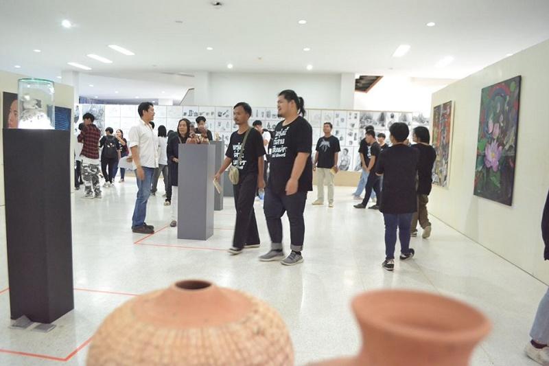 นิทรรศการ “ Little Big Arts” 