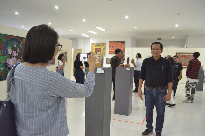 นิทรรศการ “ Little Big Arts” 