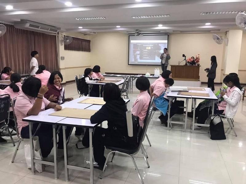 “ชาวศิลป์สอนน้อง”