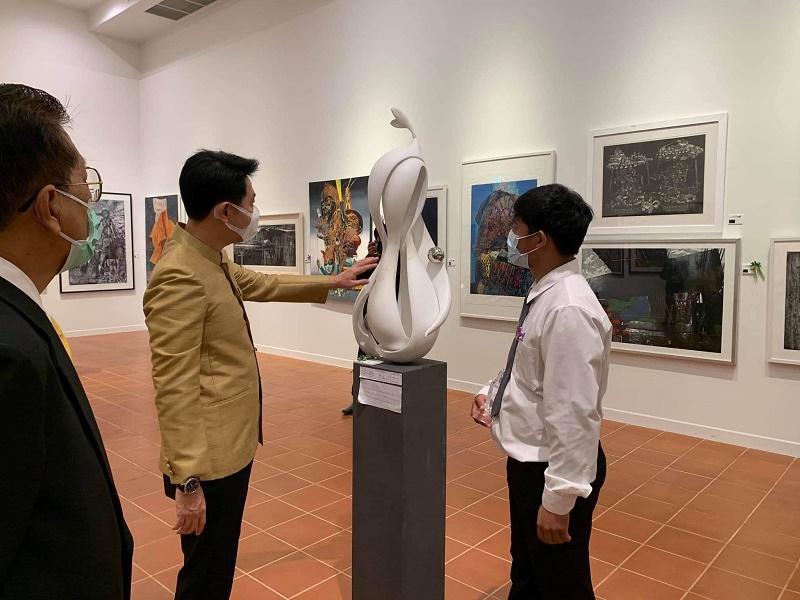 นิสิตสาขาทัศนศิลป์คว้ารางวัลการประกวดศิลปกรรมเด็กและเยาวชนแห่งชาติครั้งที่15 