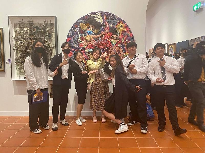นิสิตสาขาทัศนศิลป์คว้ารางวัลการประกวดศิลปกรรมเด็กและเยาวชนแห่งชาติครั้งที่15 