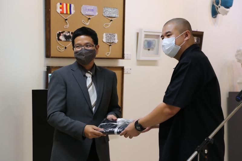 นิทรรศการศิลปกรรม “Massenger”