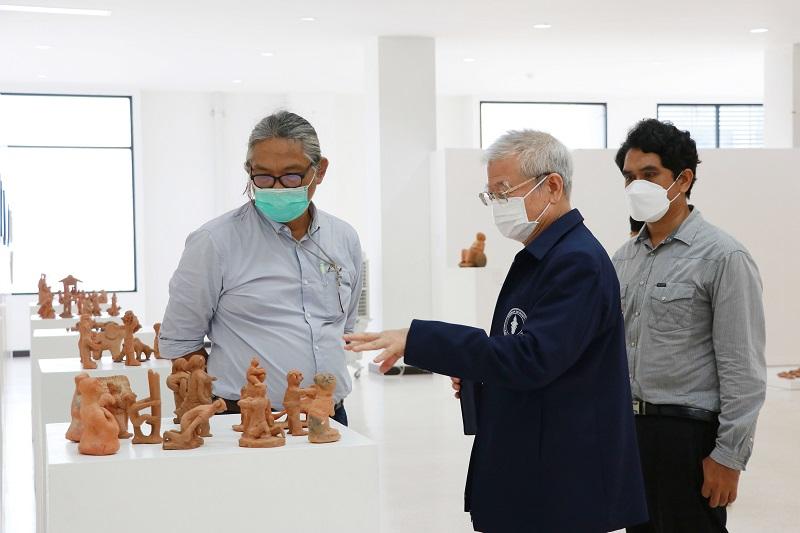 นิทรรศการ “การเดินทางเมื่อวันเพ็ญเดือนสาม”