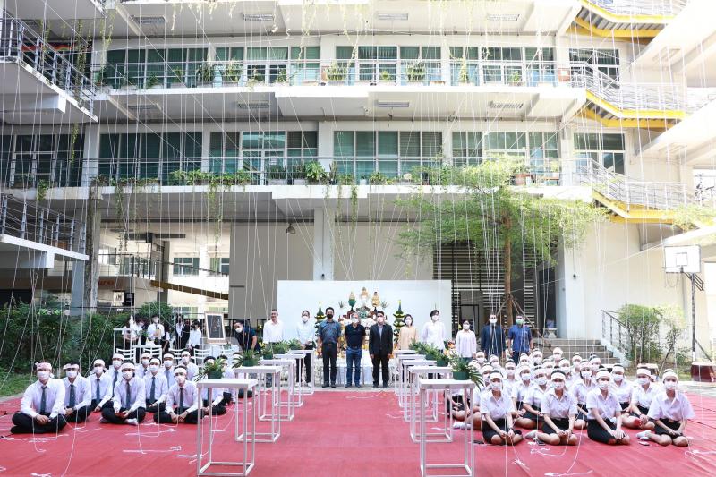พิธีไหว้ครูและครอบครูประจำปีการศึกษา 2564