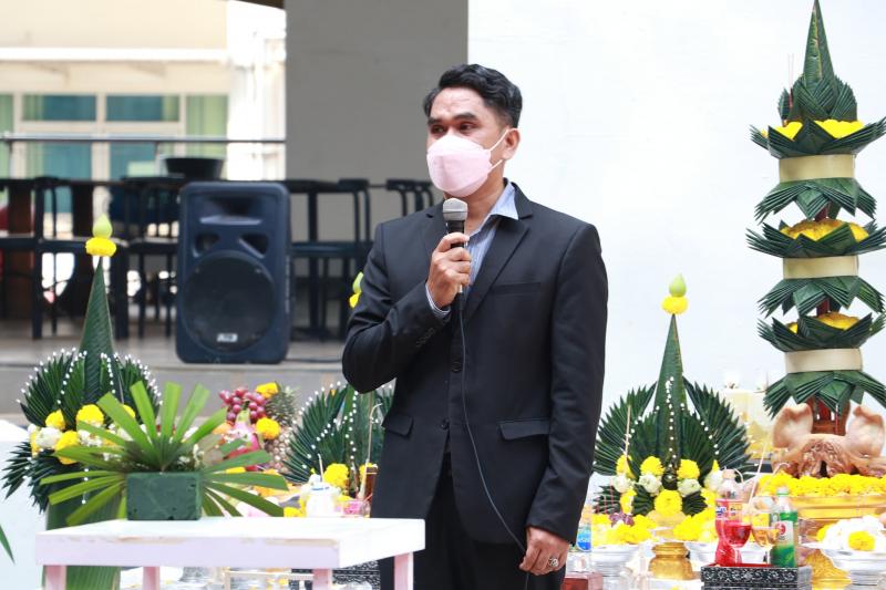 พิธีไหว้ครูและครอบครูประจำปีการศึกษา 2564