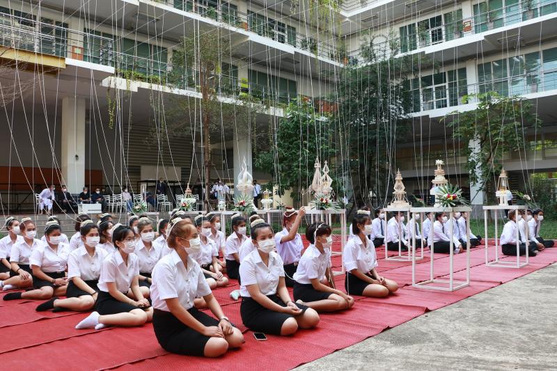 พิธีไหว้ครูและครอบครูประจำปีการศึกษา 2564