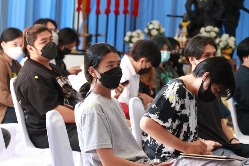 พิธีเปิดการแสดง  วิจิตรศิลป์นิทรรศการ  สามชุดผลงาน  สร้างสรรค์ทัศนศิลป์กวี นิพนธ์ทรรศนะเมธี    ร้อยกรองวจี   สุนทรียรสอลังการ ฯ 