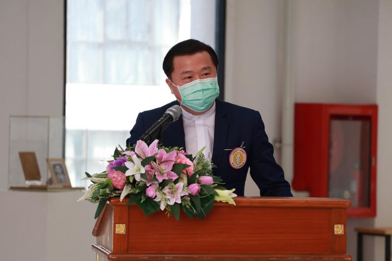 พิธีเปิดการแสดง  วิจิตรศิลป์นิทรรศการ  สามชุดผลงาน  สร้างสรรค์ทัศนศิลป์กวี นิพนธ์ทรรศนะเมธี    ร้อยกรองวจี   สุนทรียรสอลังการ ฯ 