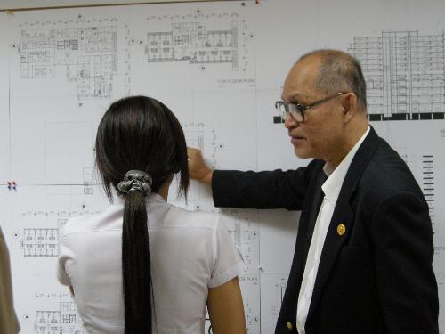 การนำเสนอผลงานวิทยานิพนธ์ ของนิสิตชั้นปีที่ 5