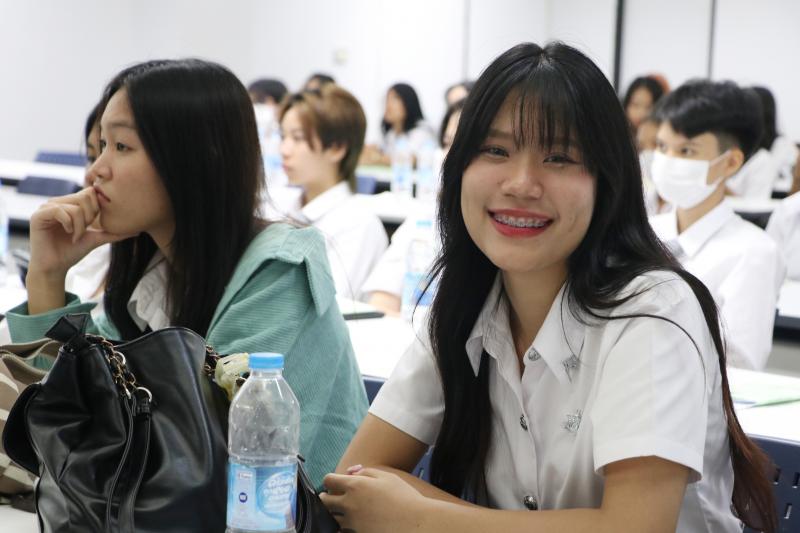ปฐมนิเทศนิสิตใหม่และพบผู้ปกครองประจำปีการศึกษา 2567