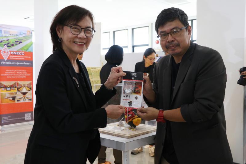 นิทรรศการ "ครบรอบ 34 ปี แห่งการสถาปนามหาวิทยาลัยนเรศวร" 