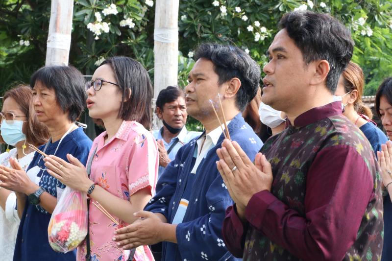 พิธีไหว้ครูและครอบครู ประจำปีการศึกษา 2567