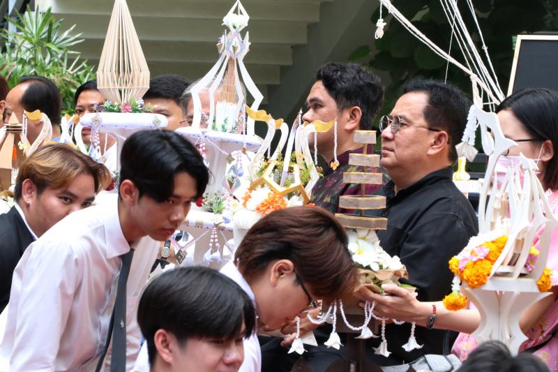 พิธีไหว้ครูและครอบครู ประจำปีการศึกษา 2567