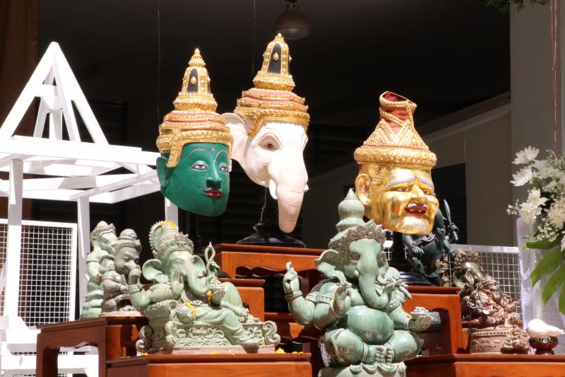 พิธีไหว้ครูและครอบครู ประจำปีการศึกษา 2567