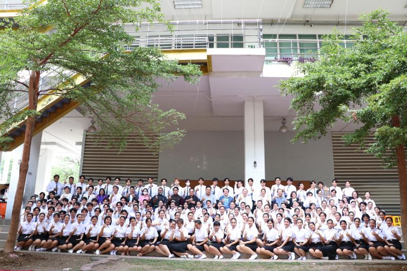 พิธีไหว้ครูและครอบครู ประจำปีการศึกษา 2567