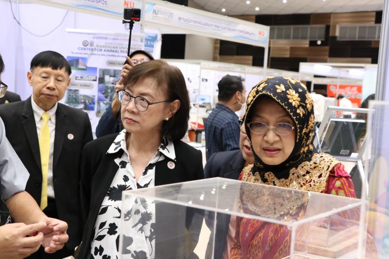 นิทรรศการแสดงผลงานวิจัยและนวัตกรรม ภายในการประชุมวิชาการระดับชาติ “นเรศวรวิจัยและนวัตกรรม” ครั้งที่ 20