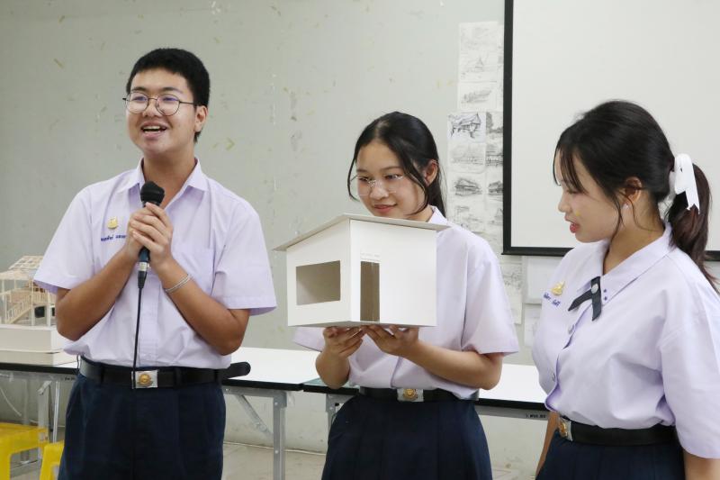 คณะสถาปัตย์ฯ ฝึกษะการออกแบบด้านสถาปัตยกรรมให้กับนักเรียนมัธยมศึกษาปีที่5 โรงเรียนมัธยมสาธิตมหาวิทยาลัยนเรศวร 