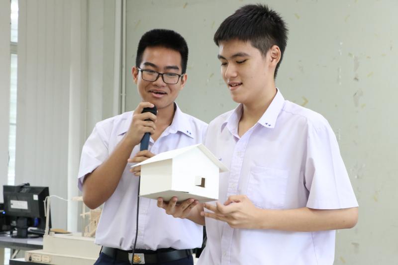 คณะสถาปัตย์ฯ ฝึกษะการออกแบบด้านสถาปัตยกรรมให้กับนักเรียนมัธยมศึกษาปีที่5 โรงเรียนมัธยมสาธิตมหาวิทยาลัยนเรศวร 