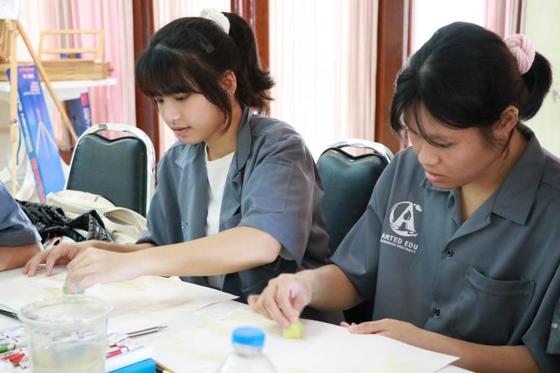 โครงการอบรมครูศิลป เชิงปฏิบัติการ "สื่อการสอนศิลปะและเทคนิคการสร้างผลงานสำหรับการเรียนการสอน"