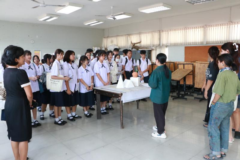 คณะสถาปัตย์ฯ แนะนำหลักสูตรให้กับนักเรียนมัธยมศึกษาปีที่3 โรงเรียนมัธยมสาธิตมหาวิทยาลัยนเรศวร 