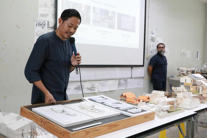 การทำ Model งานด้านสถาปัตยกรรมอย่างง่าย ของนักเรียน ม.5 โรงเรียนมัธยมสาธิตม.นเรศวร