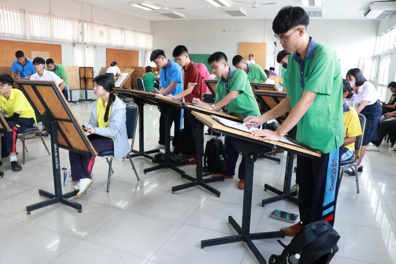โครงการประกวดศิลปกรรมด้านทัศนศิลป์ คณะสถาปัตยกรรมศาสตร์ ศิลปะและการออกแบบ ม.นเรศวร