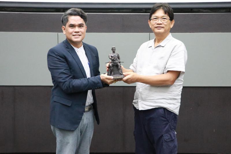 โครงการแลกเปลี่ยนเรียนรู้ประสบการณ์ในการทำงาน และงานเกษียณอายุราชการ ผศ.สมหมาย มาอ่อน อาจารย์ประจำสาขาทัศนศิลป์
